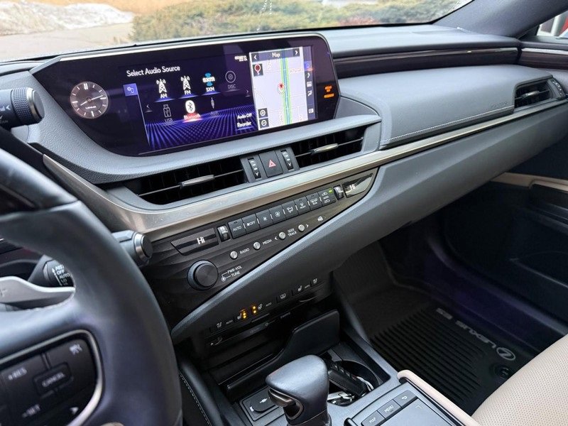 Used 2019 Lexus ES 350 image 25
