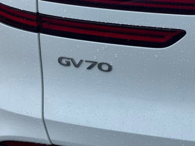 Used 2026 Genesis GV70 2.5T Select image 9