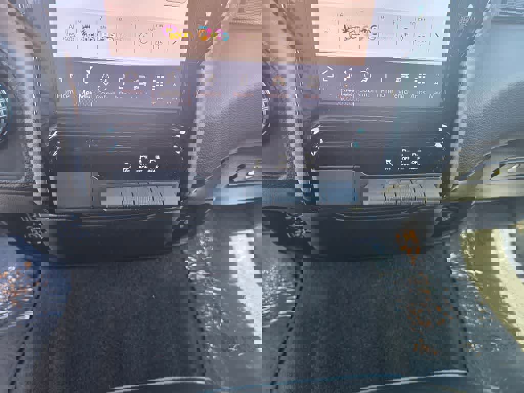 Used 2025 RAM 1500 Laramie image 14