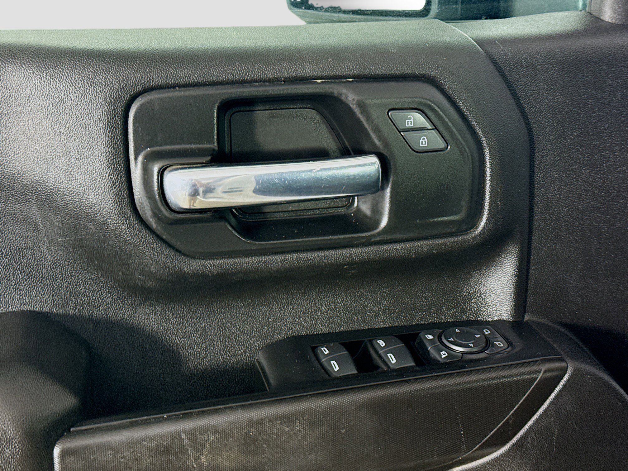 Used 2024 Chevrolet Silverado 2500 Custom w/ Custom Value Package image 23