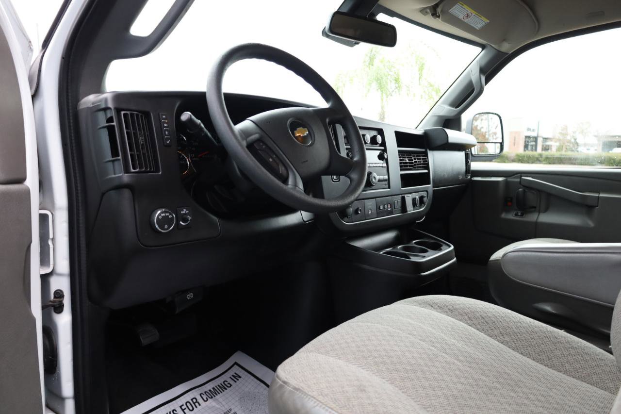 Used 2020 Chevrolet Express 3500 LT w/ LT Preferred Equipment Group image 7