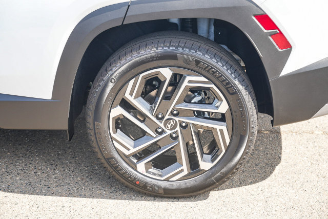 New 2026 Hyundai Tucson Limited AWD/4WD image 12