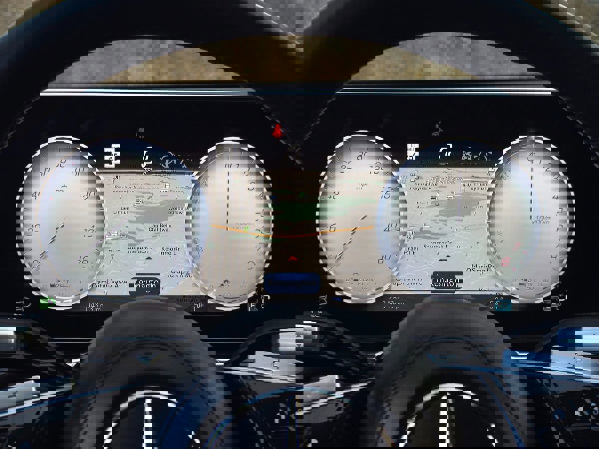 Used 2023 Mercedes-Benz S 580e 4MATIC Sedan w/ Warmth & Comfort Package image 40