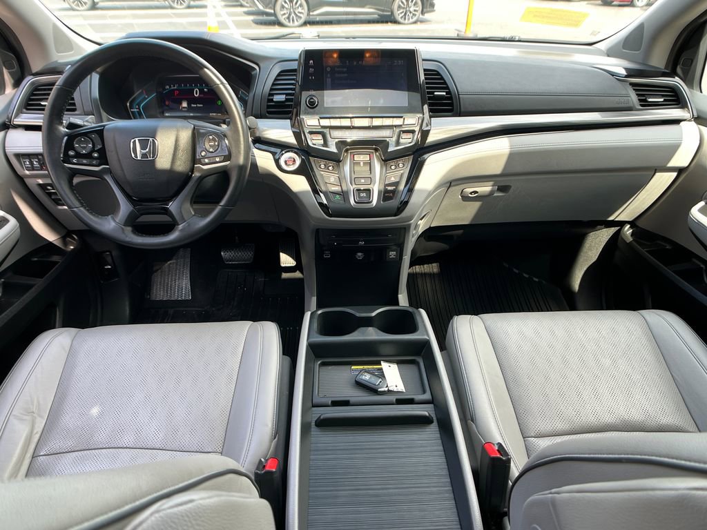 Used 2022 Honda Odyssey Elite image 14
