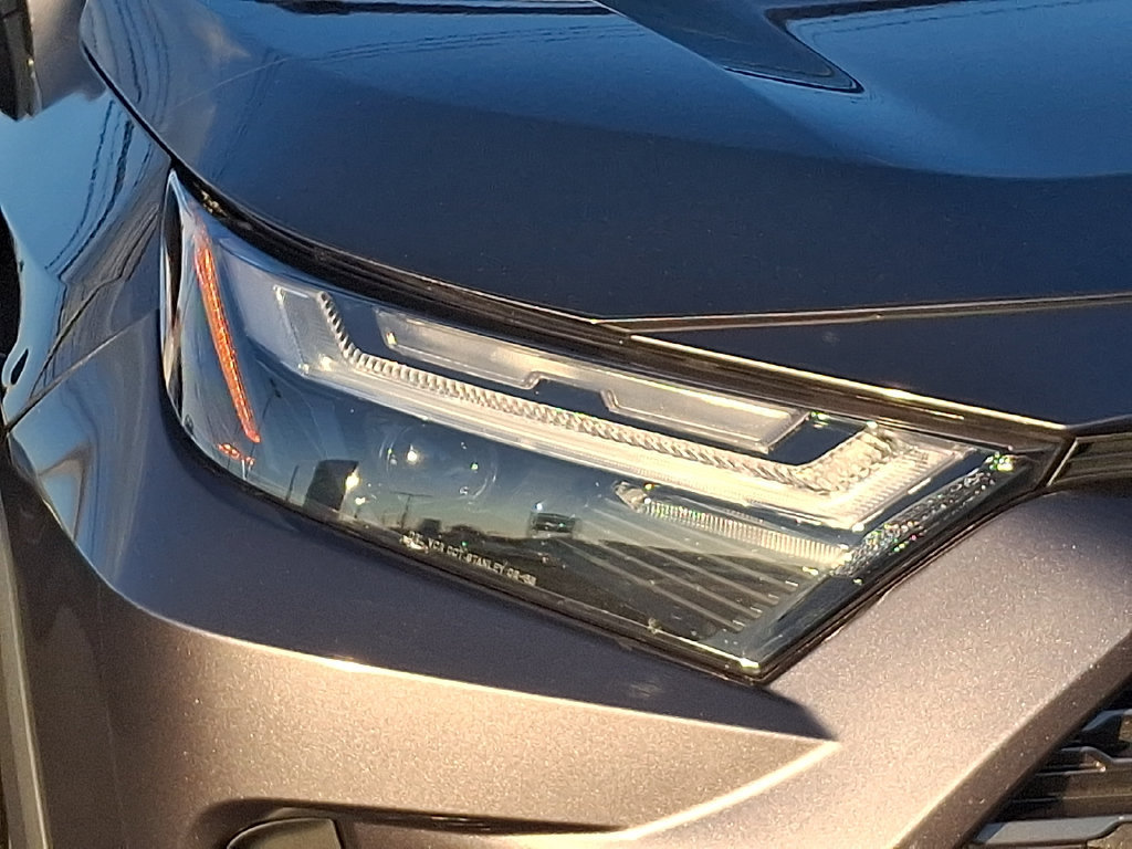Certified 2023 Toyota RAV4 Limited AWD/4WD image 9