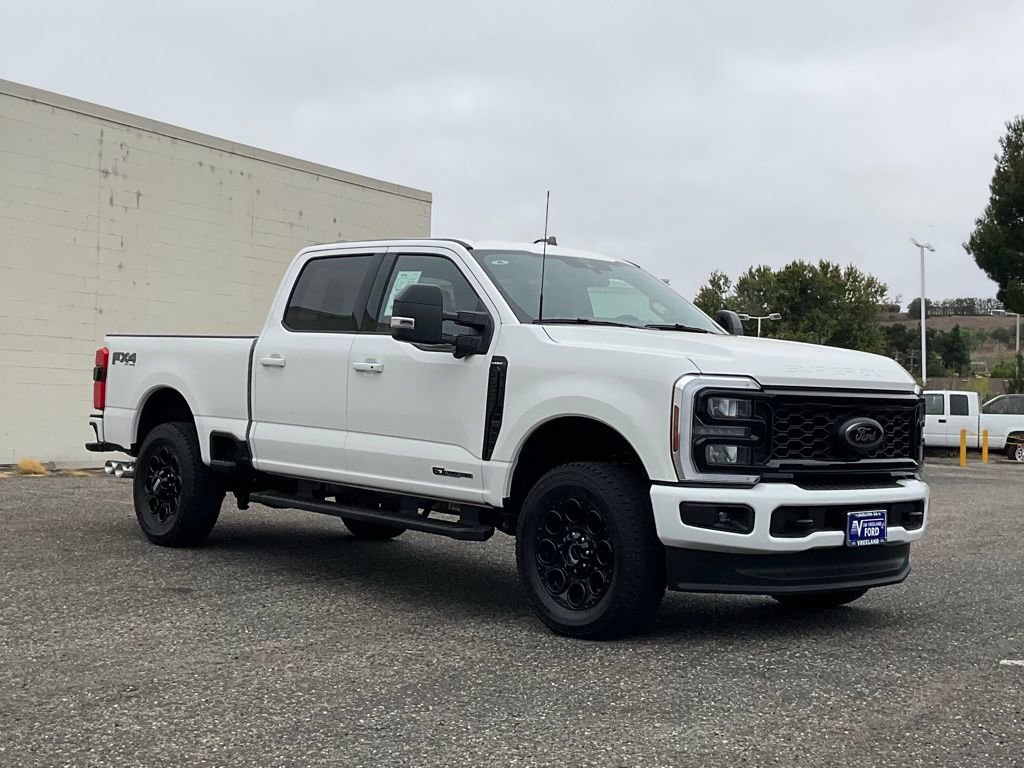Certified 2025 Ford F350 Lariat w/ Black Appearance Package image 8