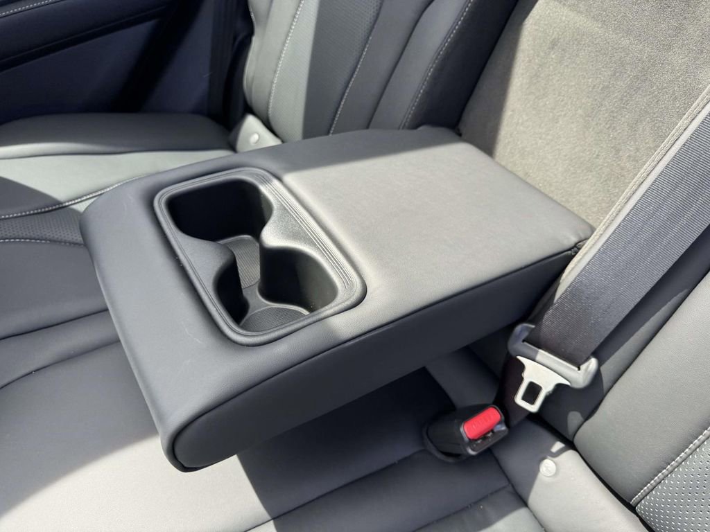 Certified 2025 Acura RDX SH-AWD w/ Technology Package image 11