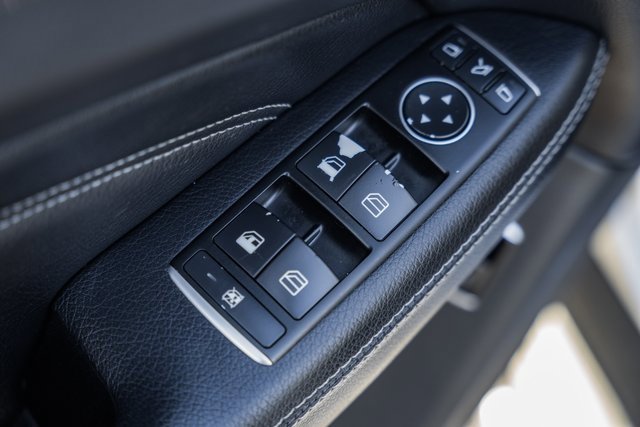 Used 2015 Mercedes-Benz ML 350 4MATIC image 38