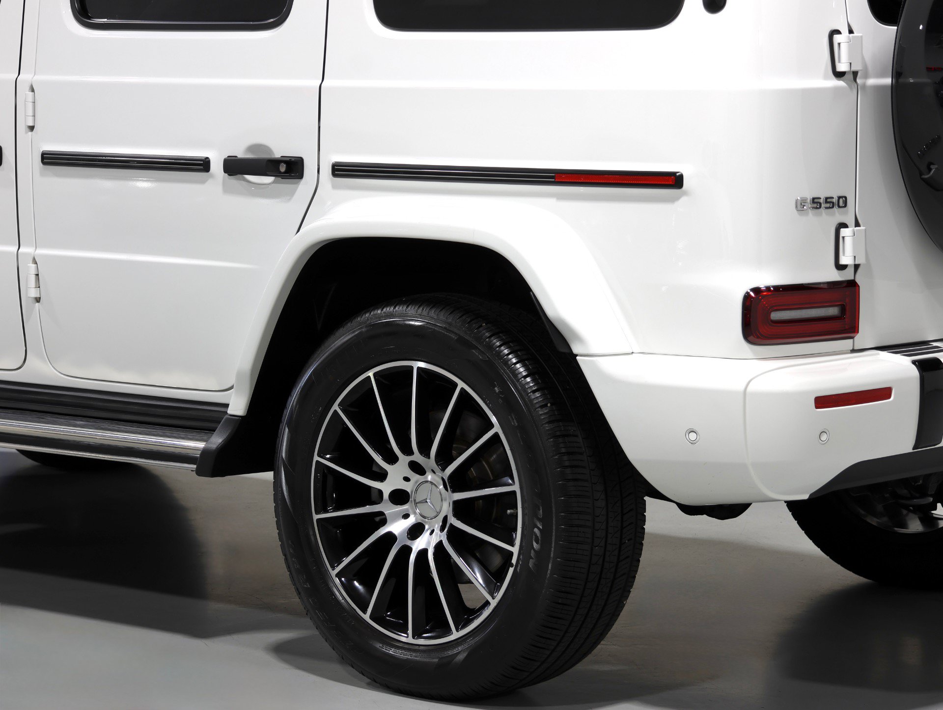 Used 2019 Mercedes-Benz G 550 image 25