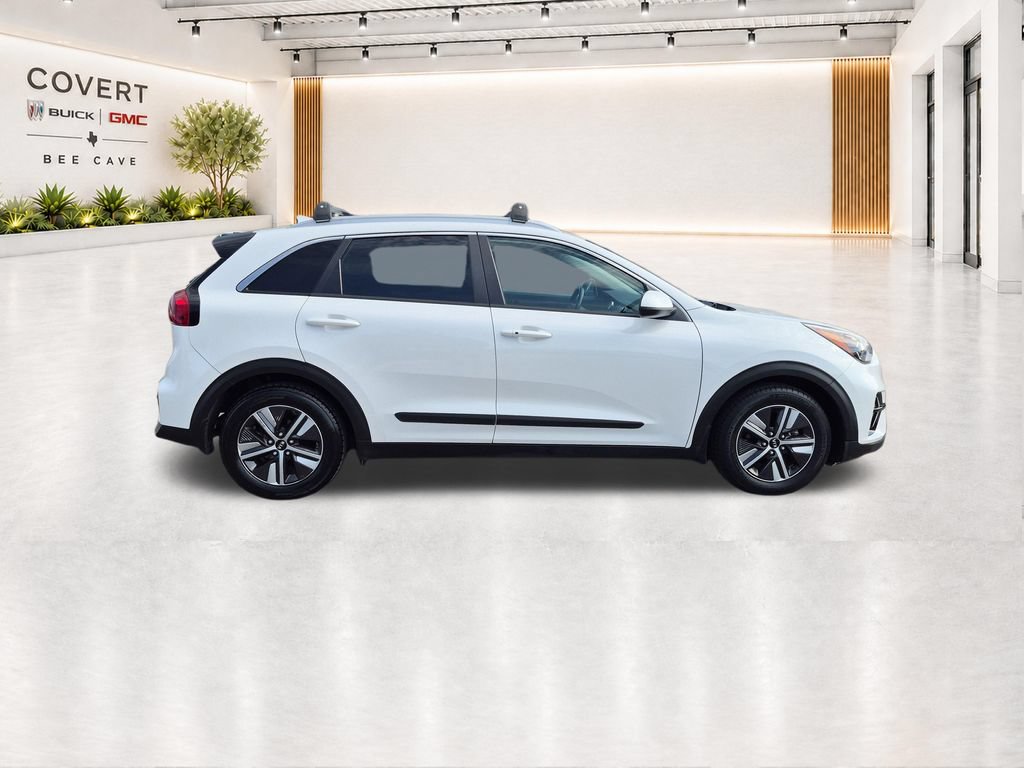 Used 2020 Kia Niro LXS FWD image 13
