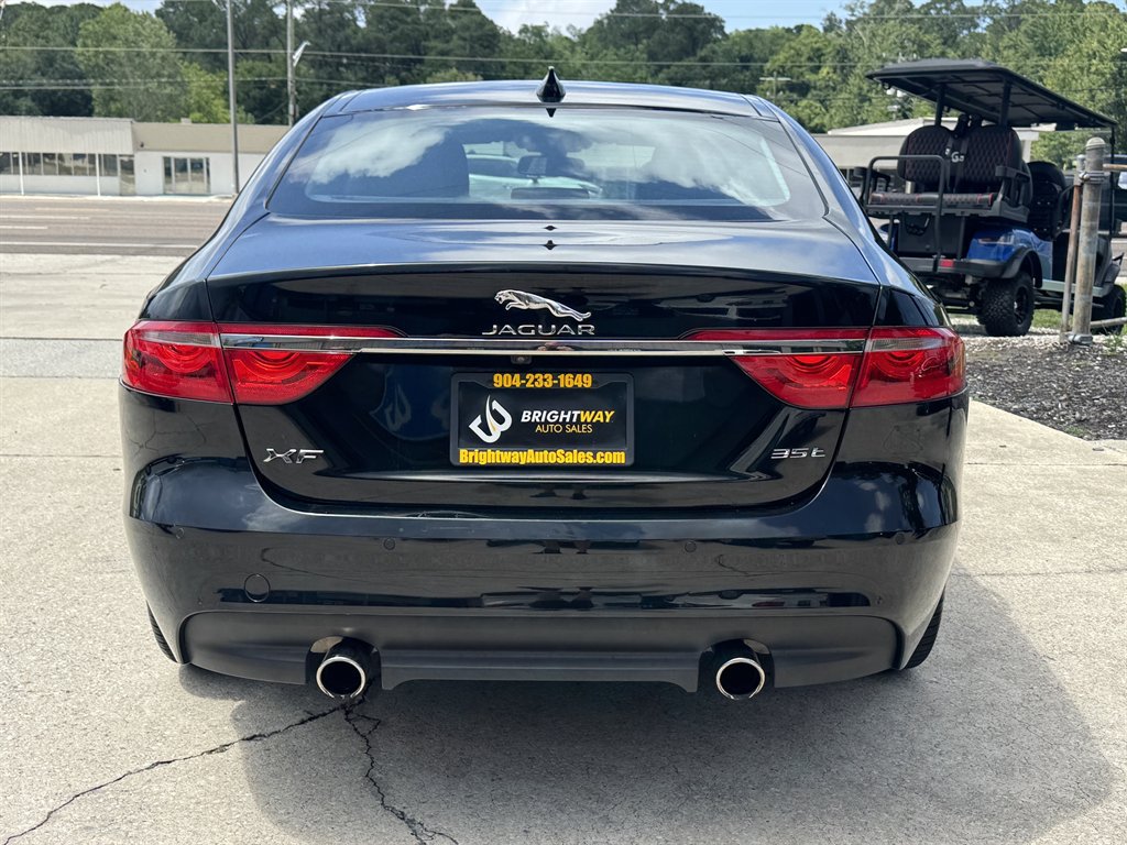 Used 2017 Jaguar XF Premium RWD image 6