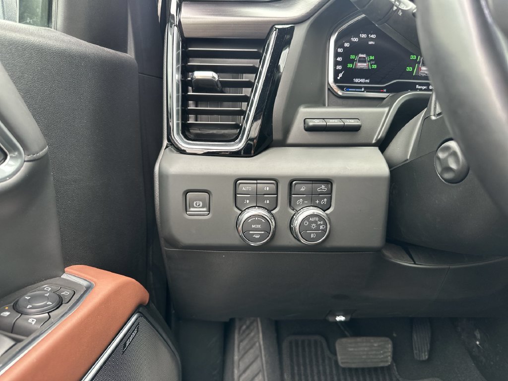 Certified 2025 GMC Sierra 1500 Denali Ultimate AWD/4WD image 18