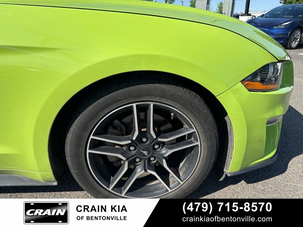 Used 2020 Ford Mustang Premium RWD image 9