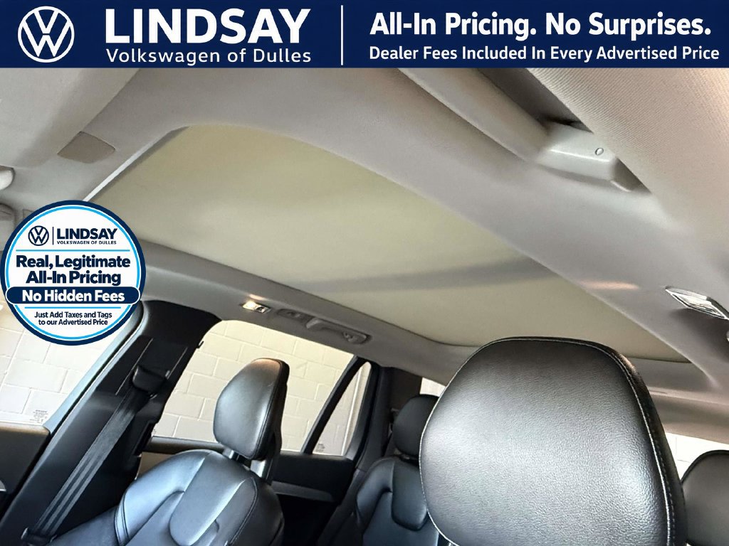Used 2016 Volvo XC90 T5 Momentum AWD/4WD image 16