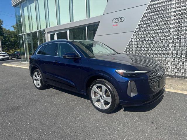 Used 2025 Audi Q5 Premium Plus w/ Premium Plus