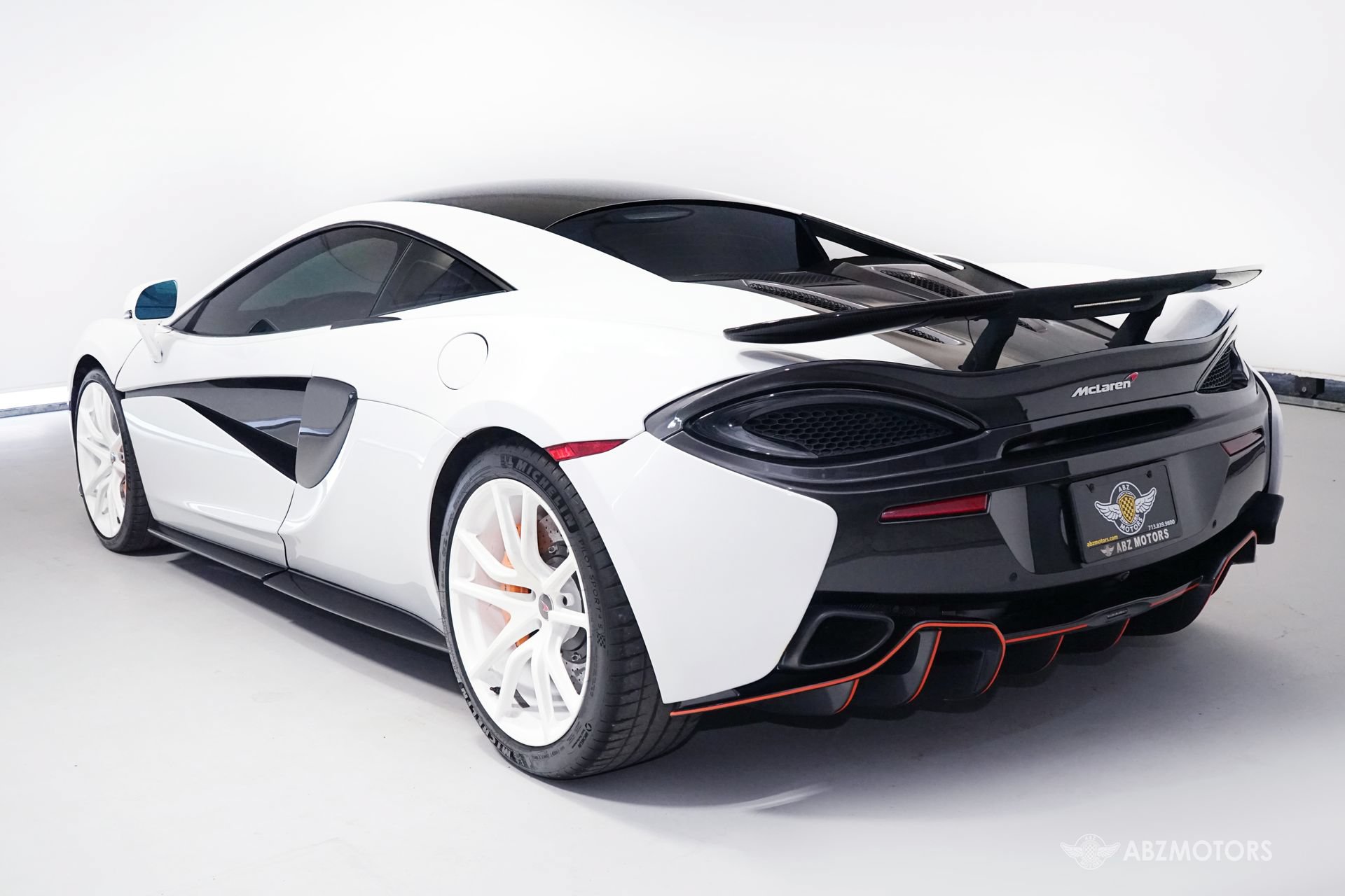 Used 2018 McLaren 570S Coupe RWD image 7