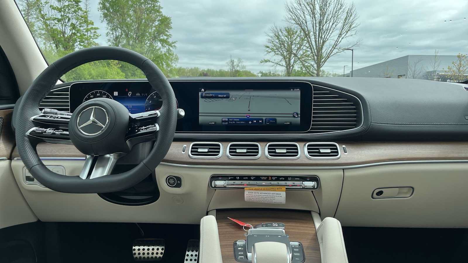 New 2026 Mercedes-Benz GLS 450 4MATIC image 27