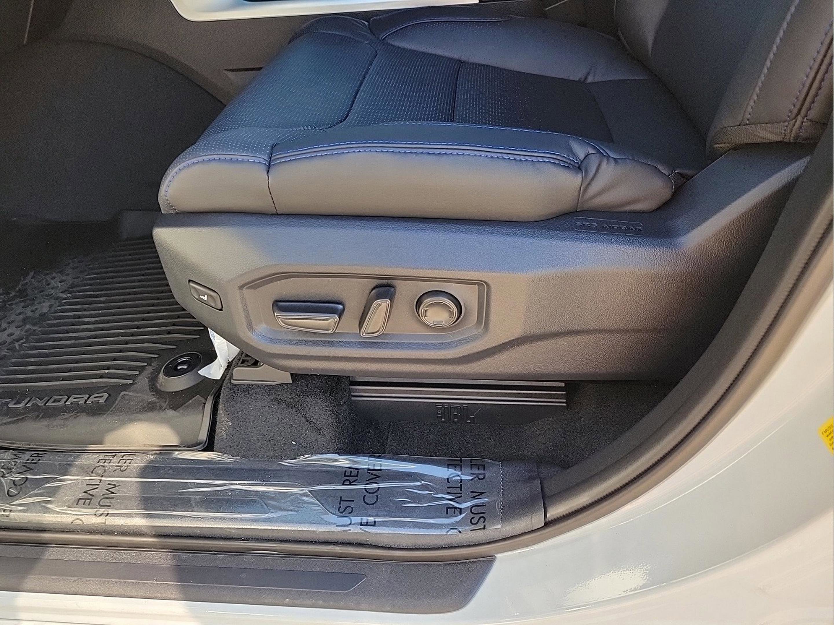 New 2025 Toyota Tundra Platinum image 15