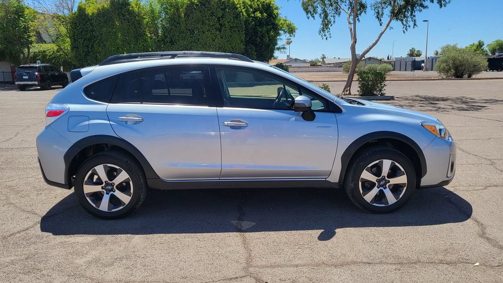 Used 2016 Subaru Crosstrek Touring AWD/4WD image 11