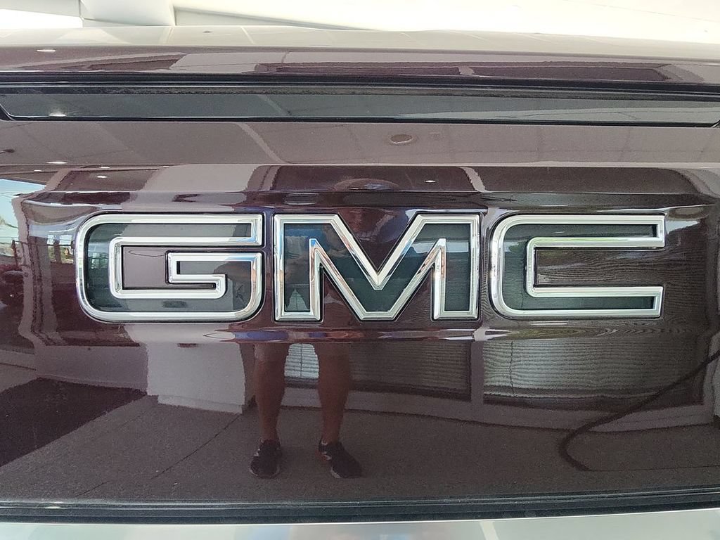 Certified 2025 GMC Sierra EV Denali AWD/4WD image 30
