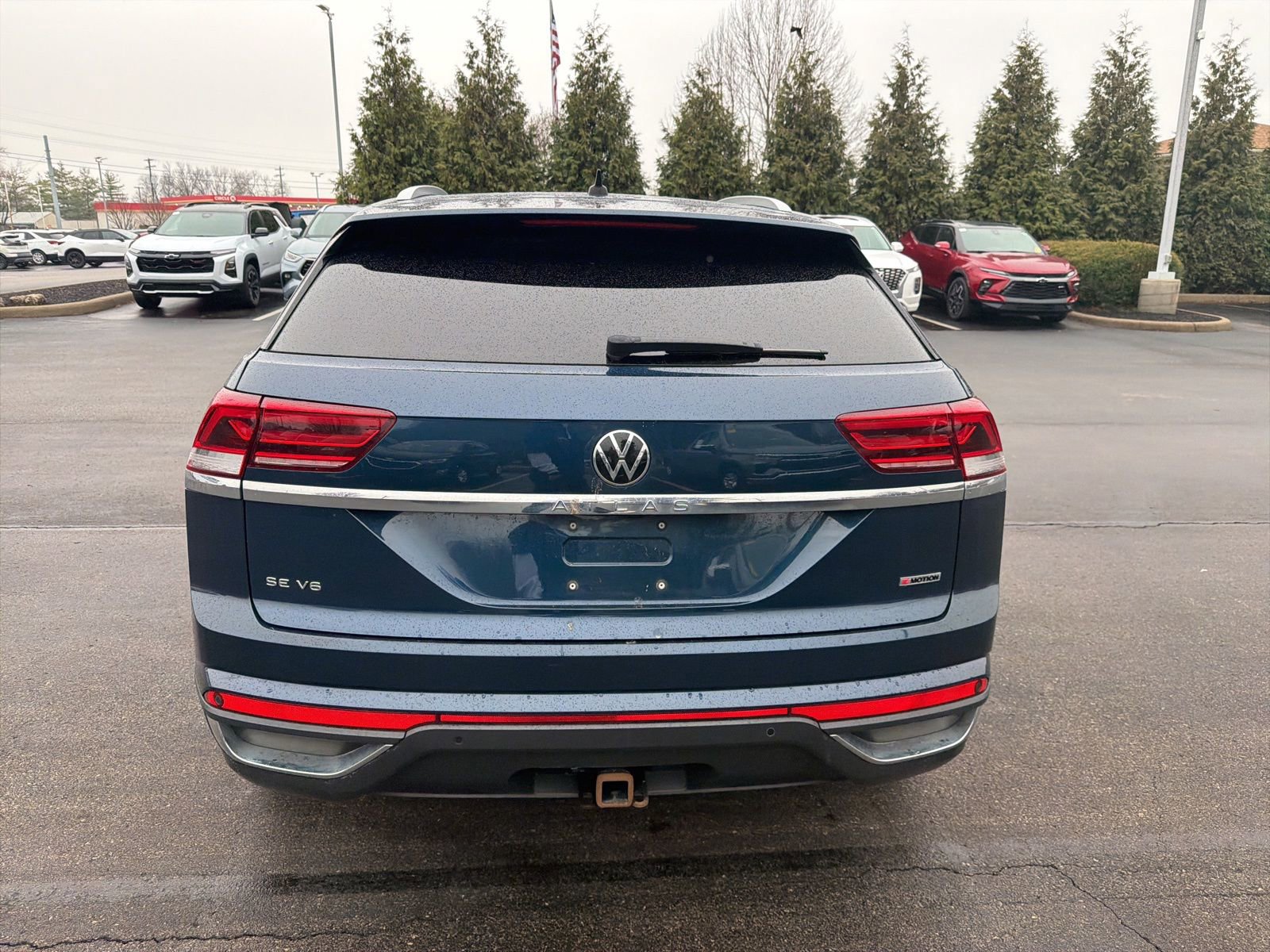 Used 2021 Volkswagen Atlas Cross Sport SE w/ Panoramic Sunroof Package AWD/4WD image 4
