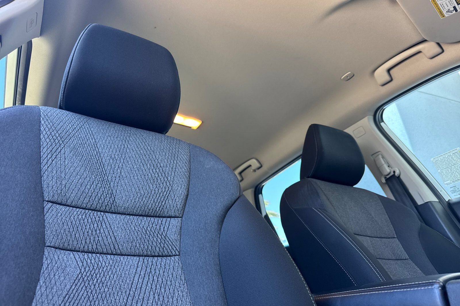 Used 2024 Nissan Rogue SV FWD image 18
