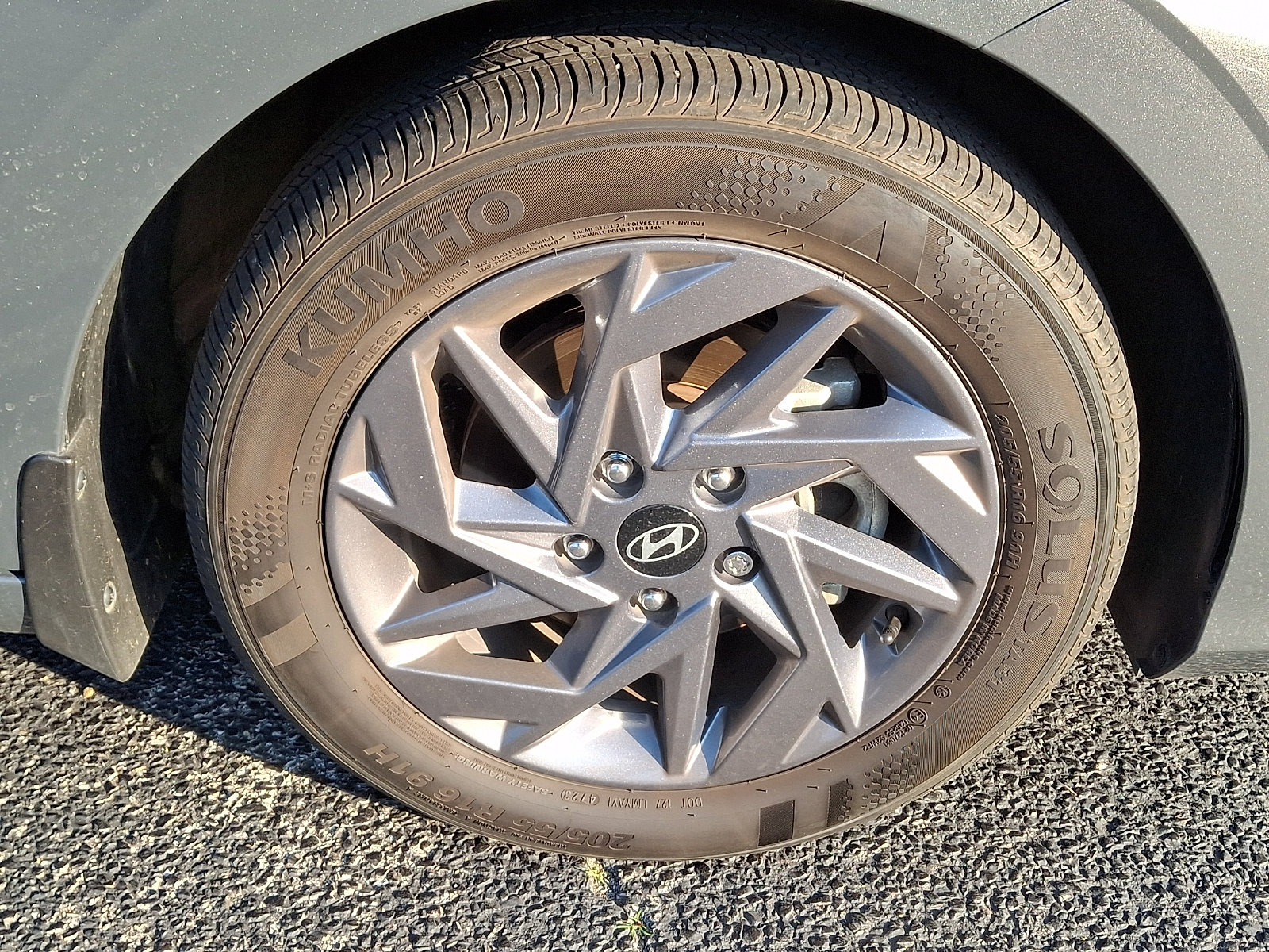 Certified 2024 Hyundai Elantra SEL FWD image 8