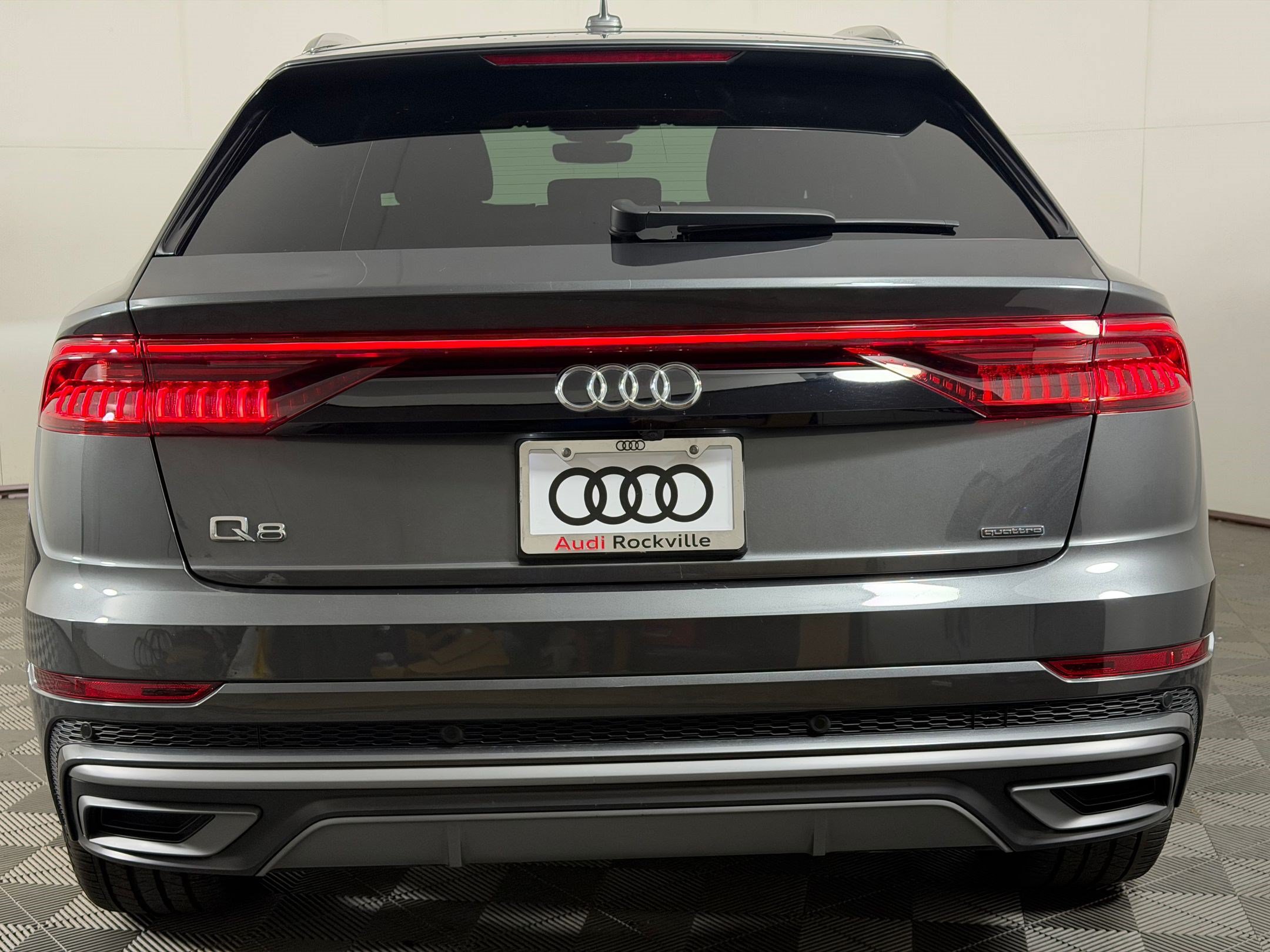 Used 2023 Audi Q8 Premium Plus w/ Premium Plus Package AWD/4WD image 10