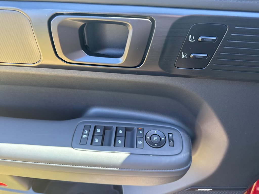 New 2026 Hyundai Santa Fe Calligraphy AWD/4WD image 8