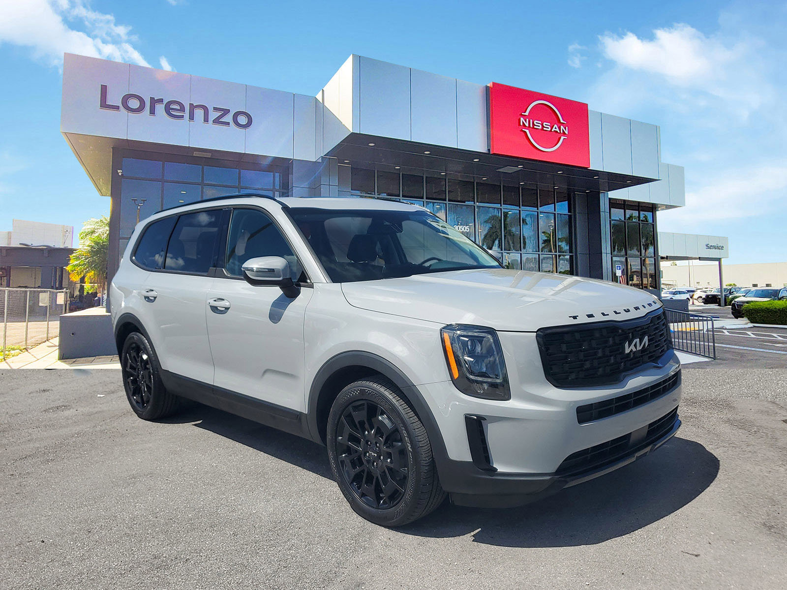 Used 2022 Kia Telluride EX w/ EX Premium Package image 3