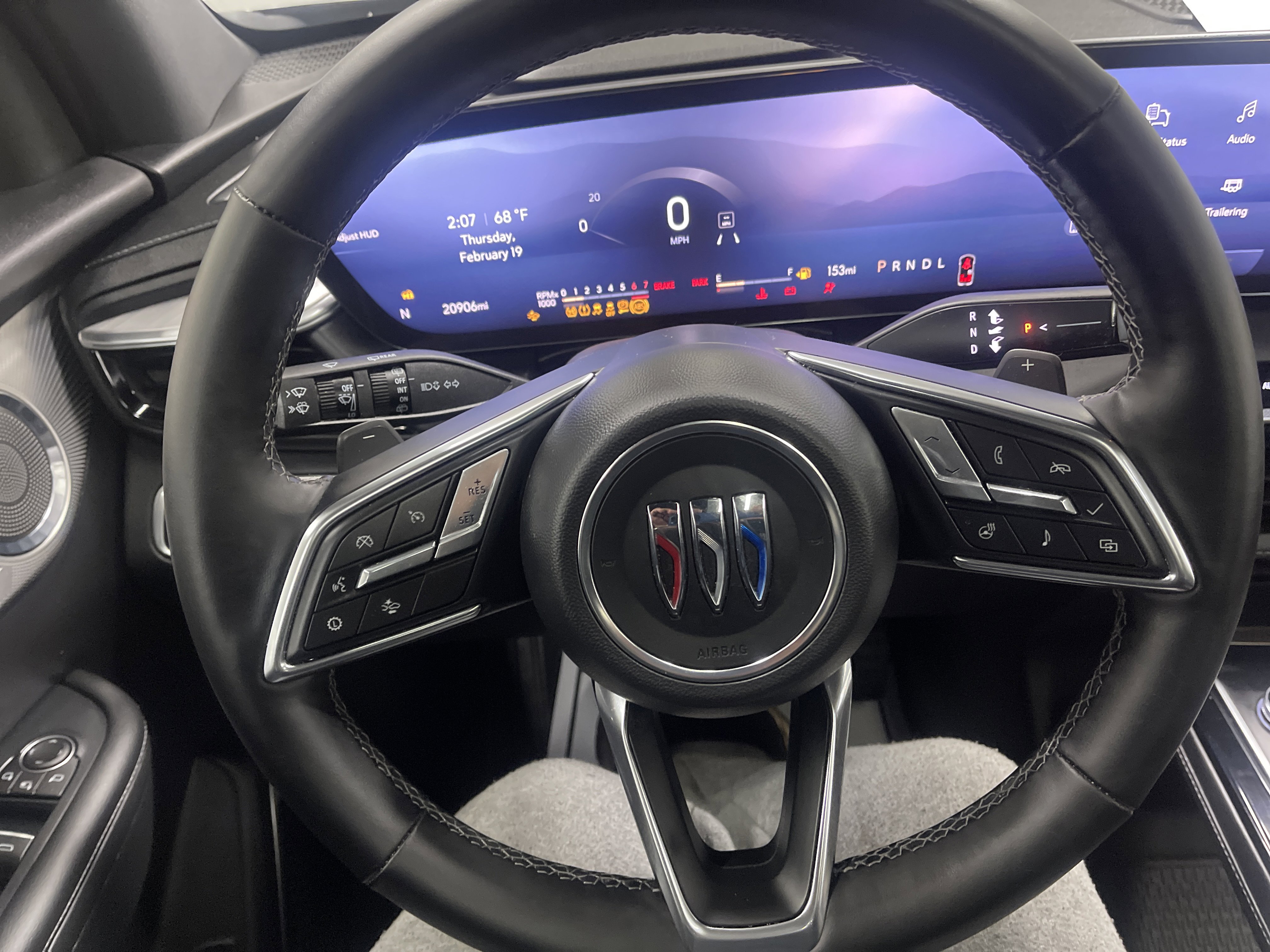 Used 2026 Buick Enclave Avenir image 30