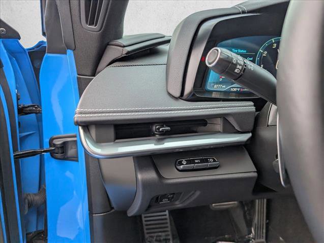 Used 2023 Chevrolet Corvette 2LT w/ Z51 Performance Package image 11