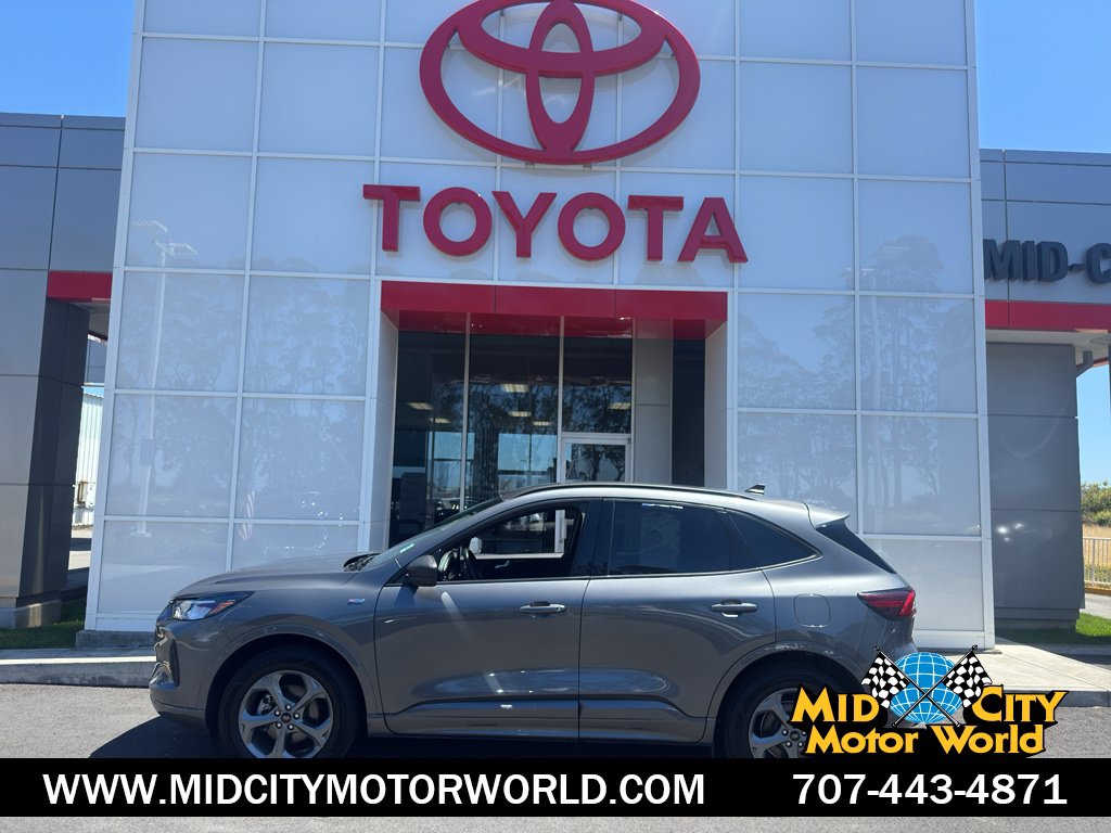 Used 2024 Ford Escape ST-Line