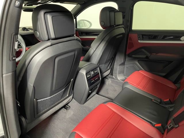 Used 2026 Porsche Cayenne Coupe image 24