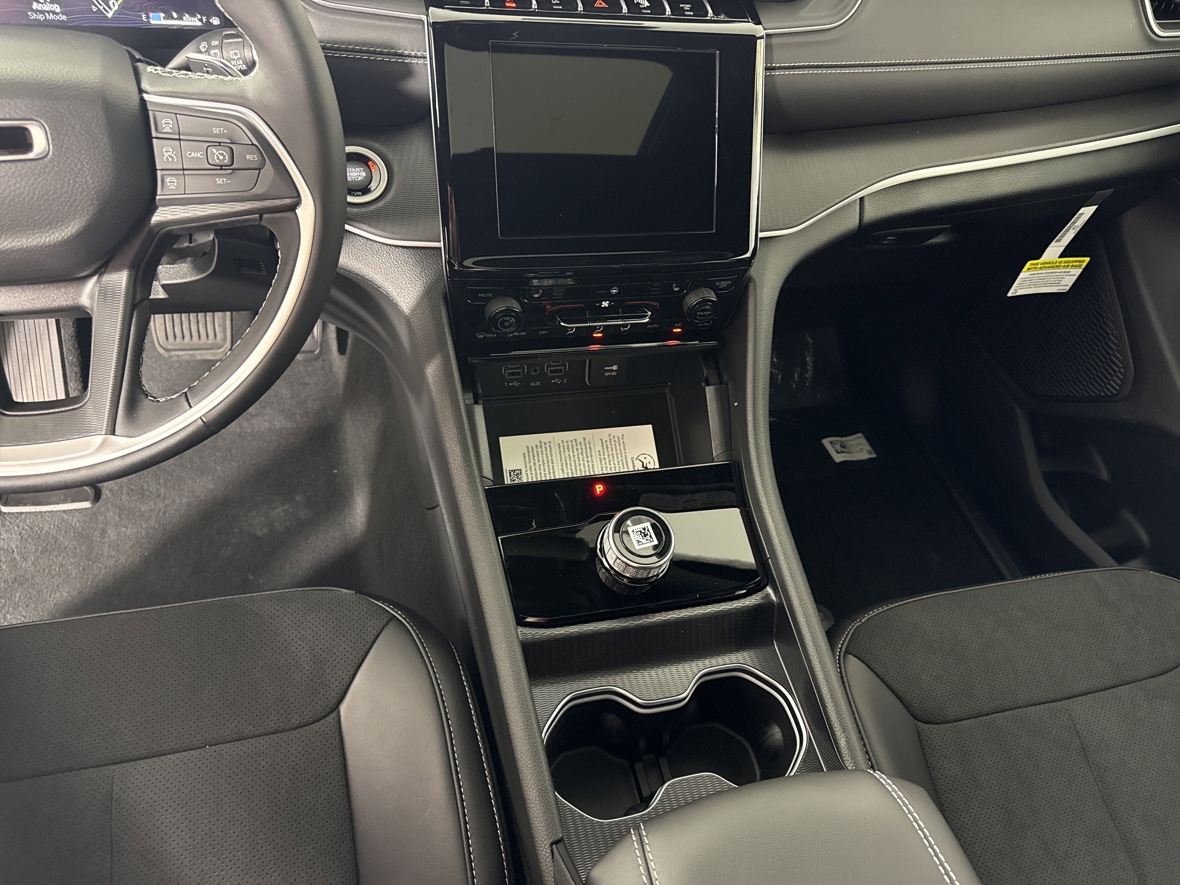 New 2025 Jeep Grand Cherokee L Altitude image 25