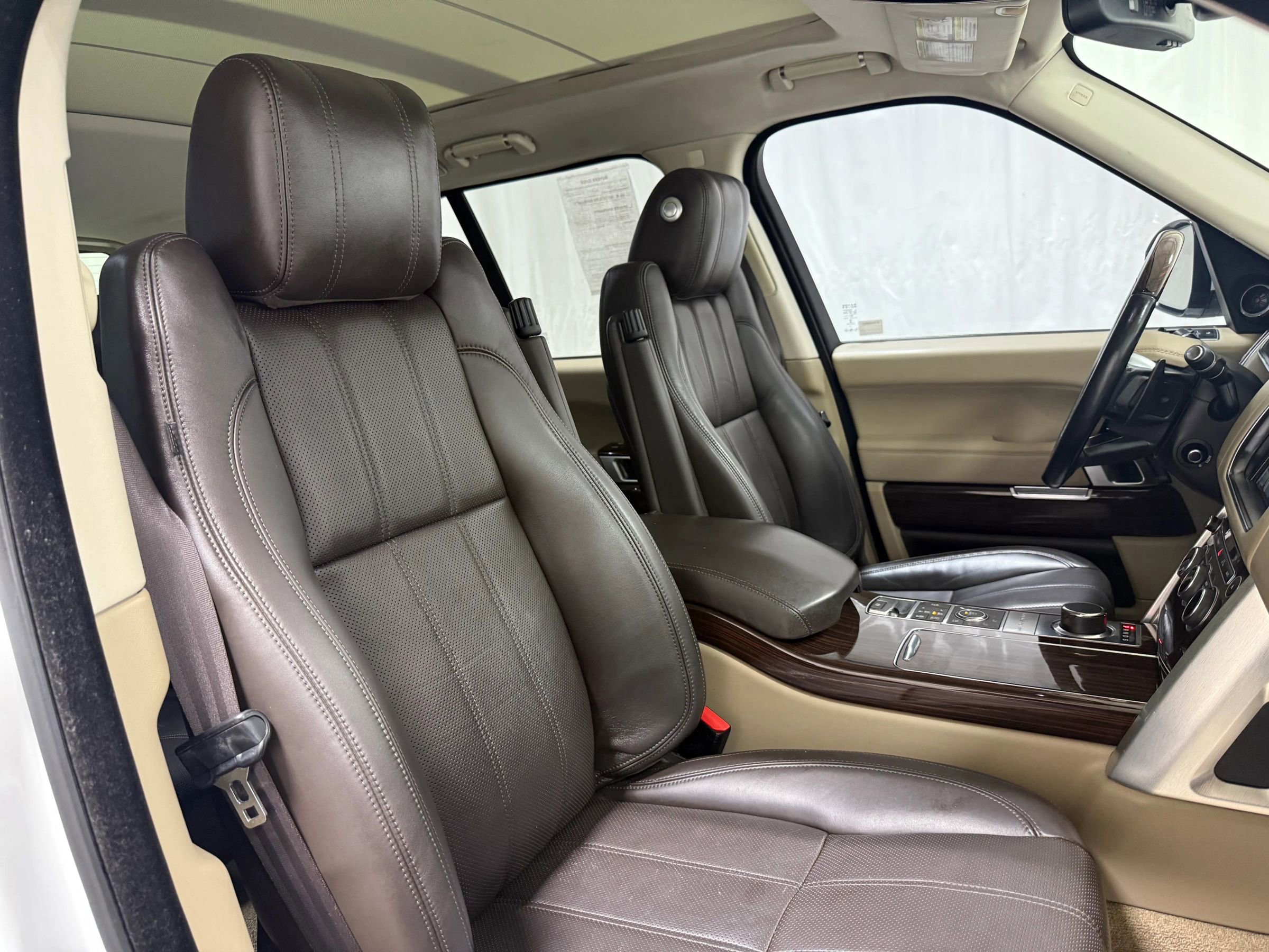 Used 2014 Land Rover Range Rover Supercharged image 26