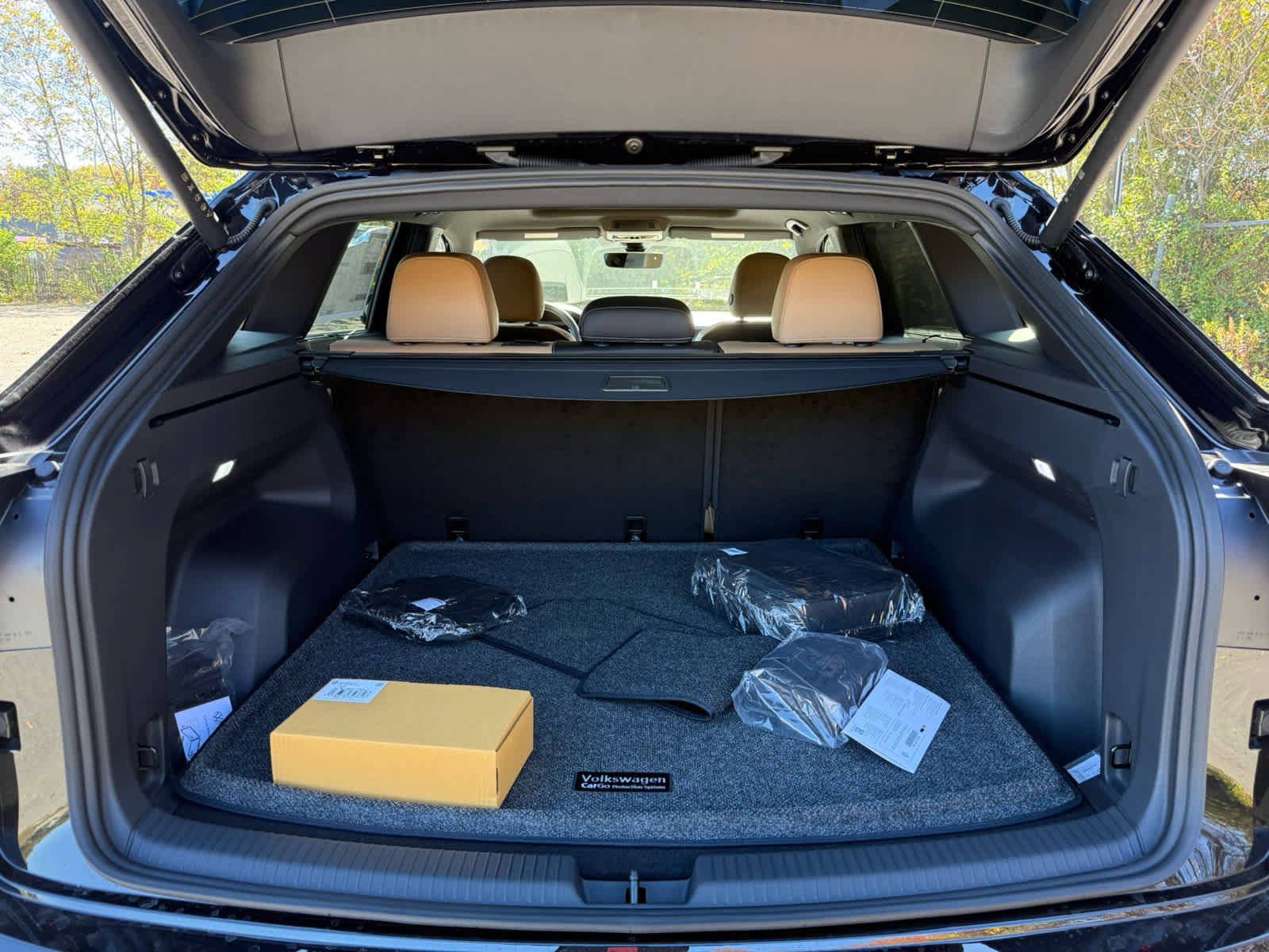 New 2026 Volkswagen Atlas Cross Sport SEL image 13