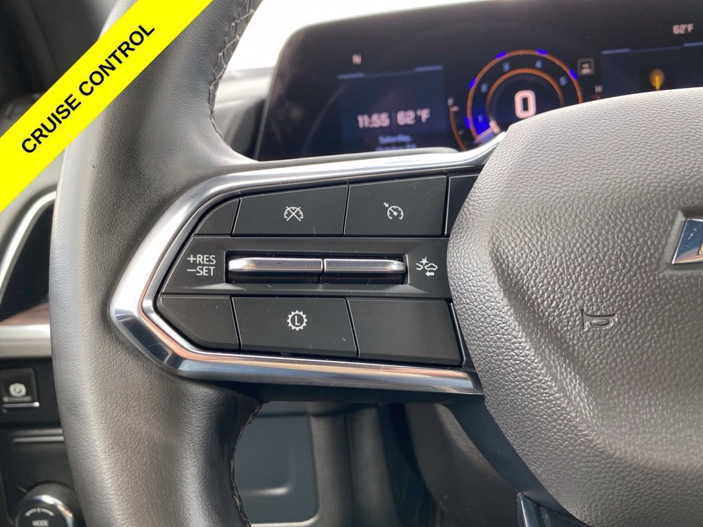 Used 2025 Chevrolet Tahoe LT RWD image 17