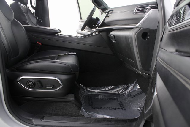 Used 2023 Jeep Wagoneer L Series II image 24