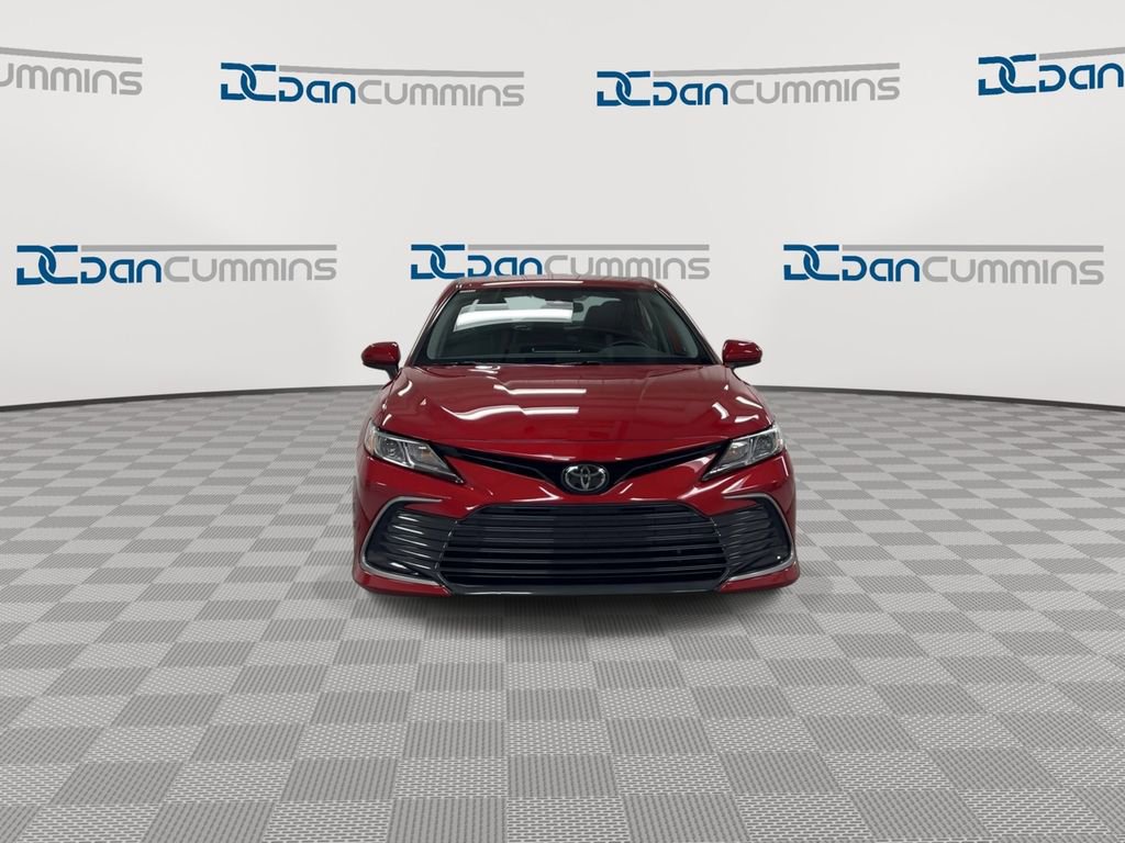 Used 2023 Toyota Camry LE image 3