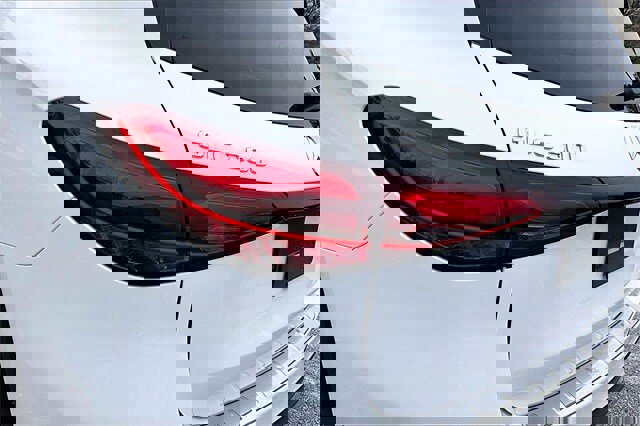 Used 2025 Mercedes-Benz GLC 300 300 image 26