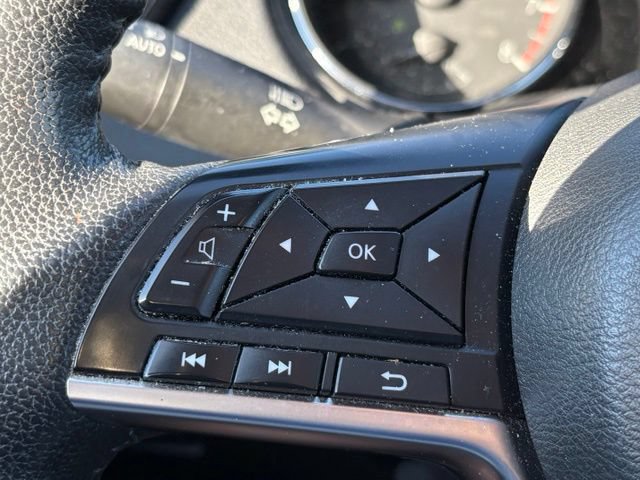 Used 2019 Nissan Rogue SV w/ Premium Package AWD/4WD image 18