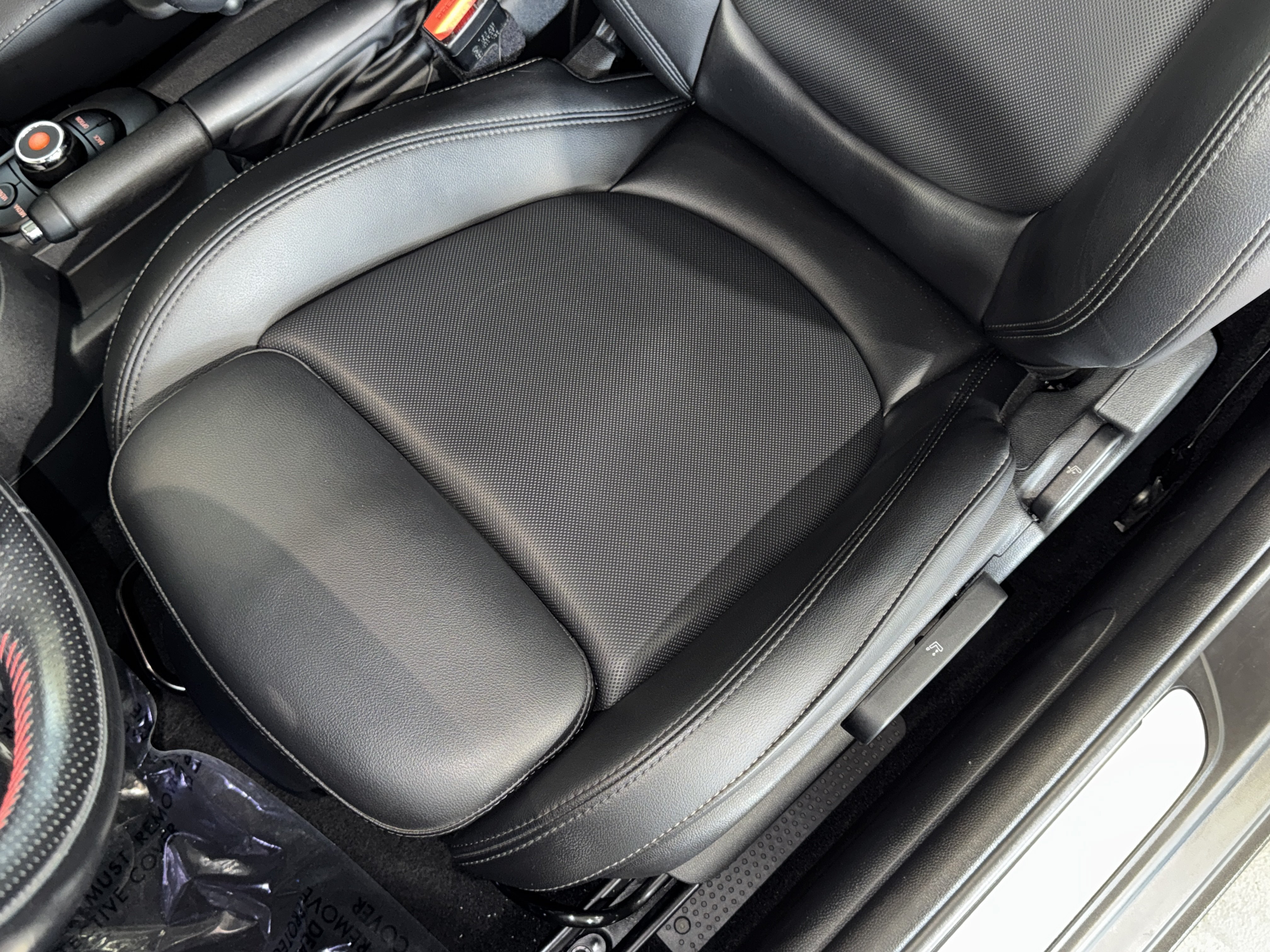 Used 2020 MINI Cooper S w/ Premium Package FWD image 31