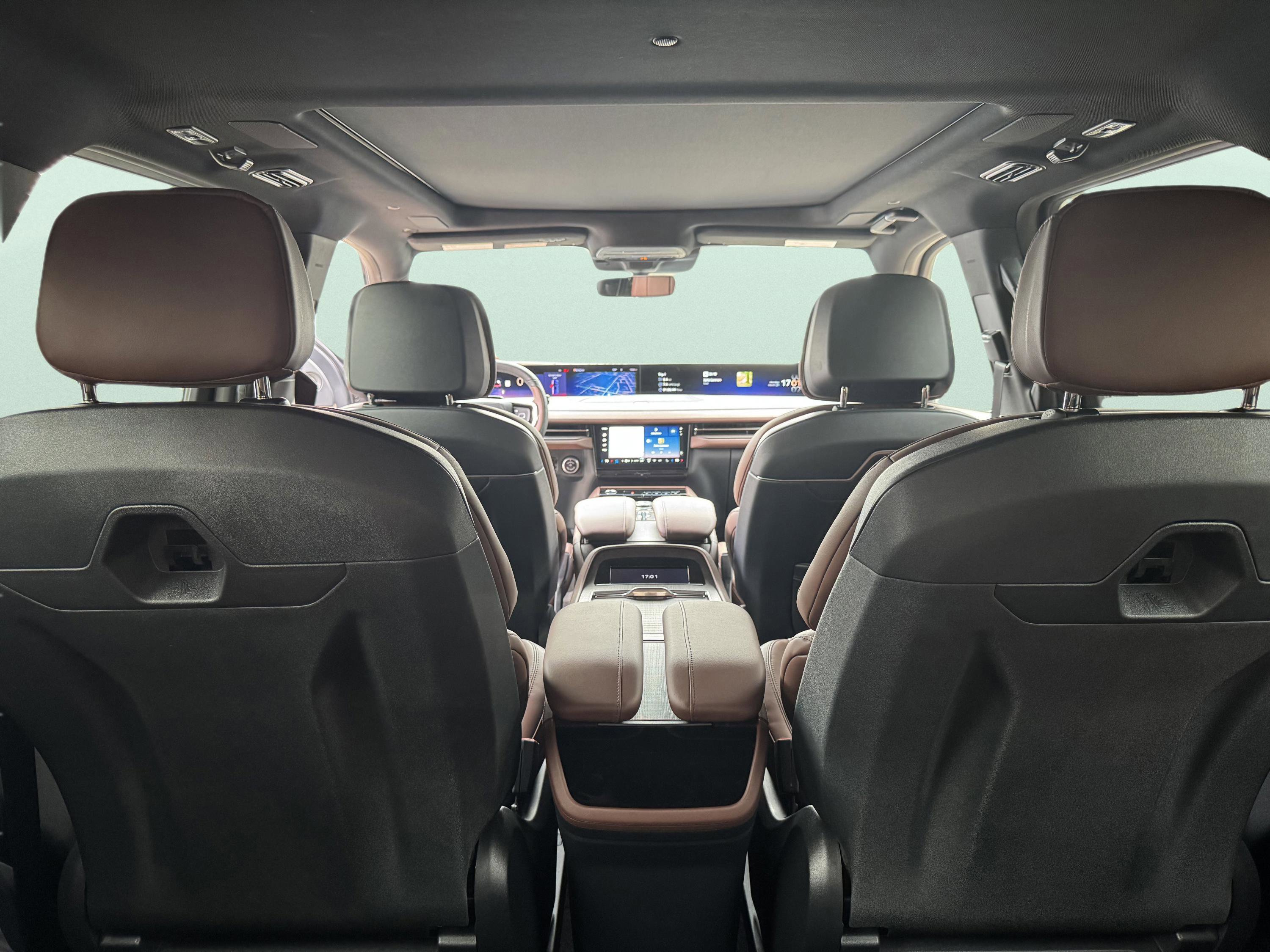 New 2026 Lincoln Navigator Reserve image 26