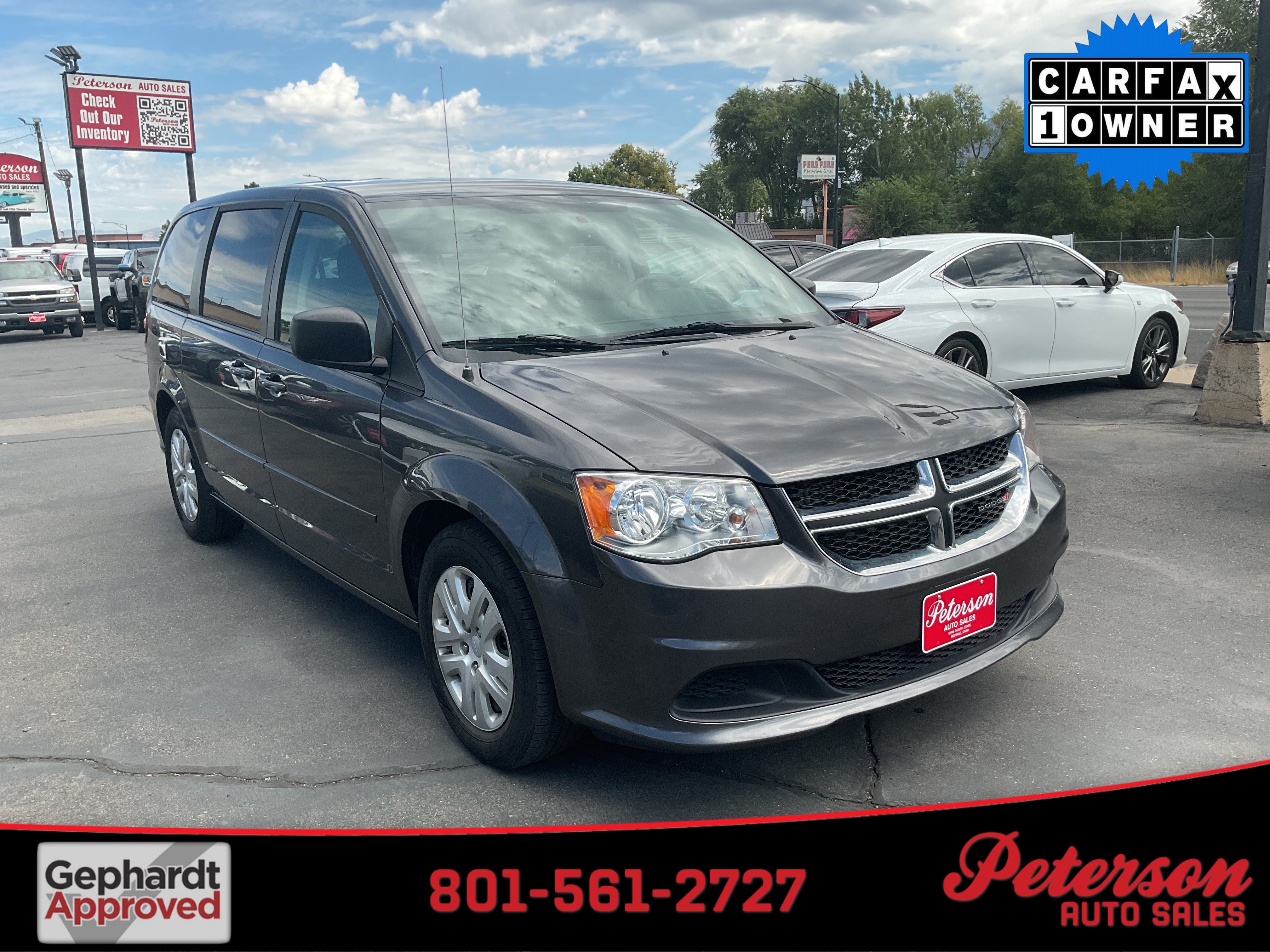 Used 2017 Dodge Grand Caravan SE w/ UConnect Hands-Free Group