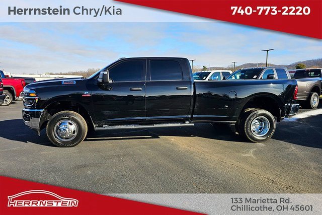 Used 2025 RAM 3500 Tradesman image 4
