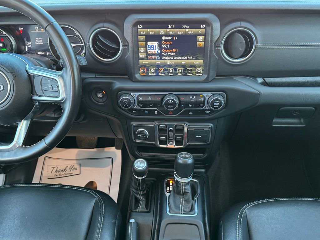 Used 2023 Jeep Wrangler Unlimited Sahara w/ Cold Weather Group AWD/4WD image 16