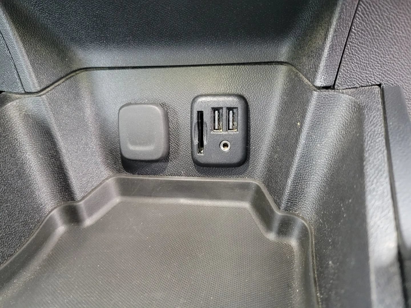 Used 2019 Chevrolet Volt LT FWD image 29