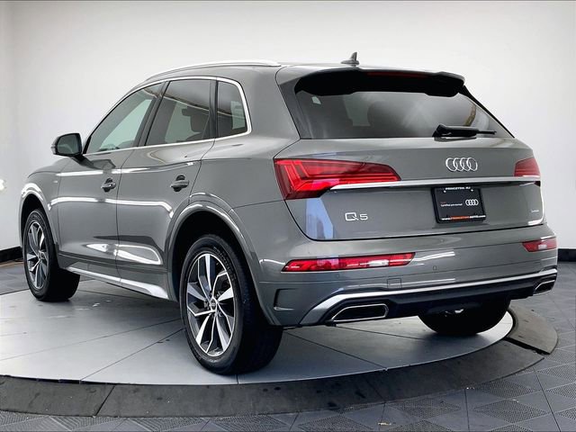 Used 2023 Audi Q5 2.0T Premium Plus w/ Premium Plus Package image 3