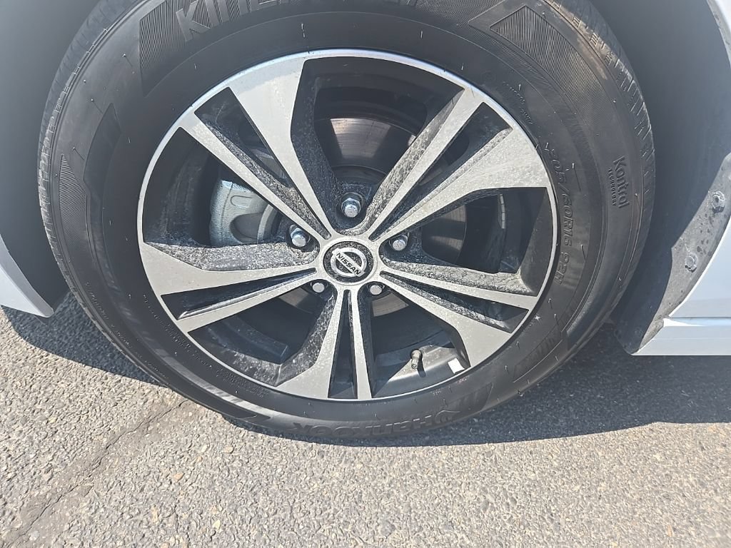 Used 2022 Nissan Sentra SV FWD image 39